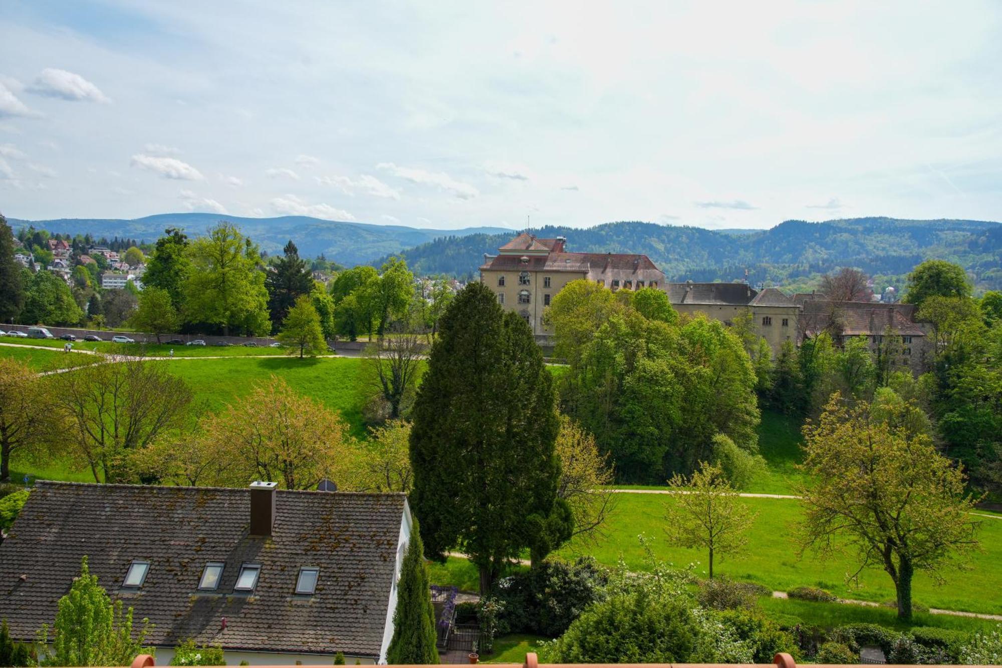 Stadtblick Vom Herrengut Baden-Baden Zewnętrze zdjęcie