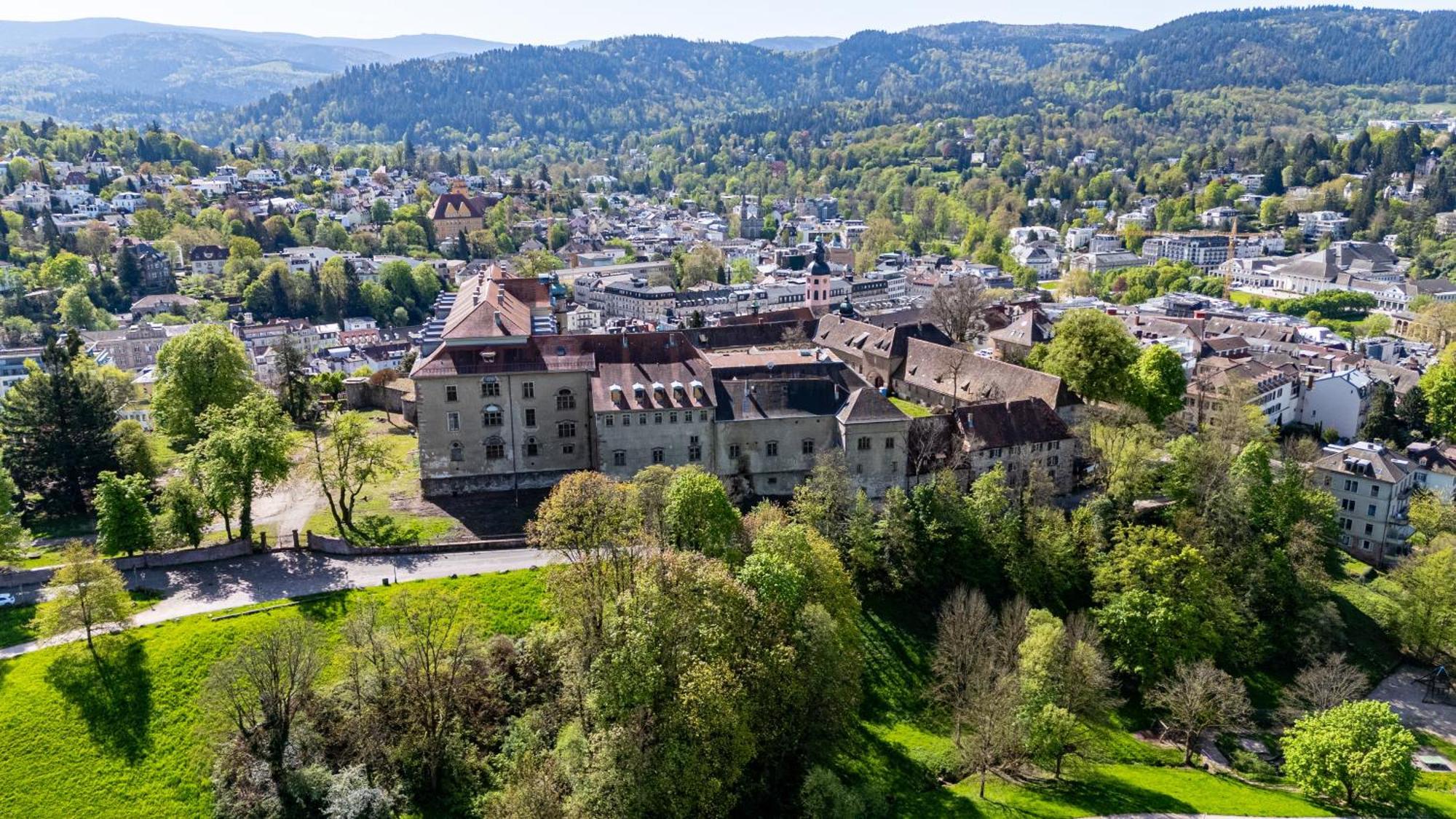 Stadtblick Vom Herrengut Baden-Baden Zewnętrze zdjęcie